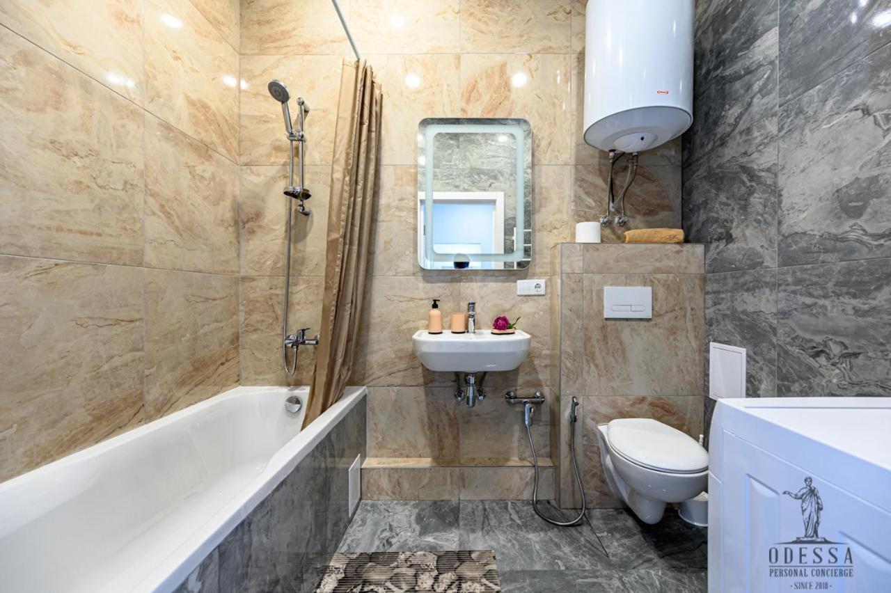 City Center New House Odessa Dış mekan fotoğraf